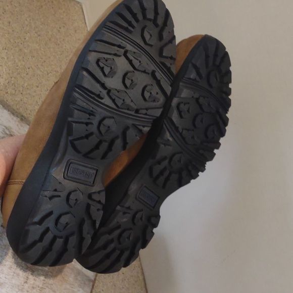 Lands End mens NWOT Suede Slip On Shoes Size 12
